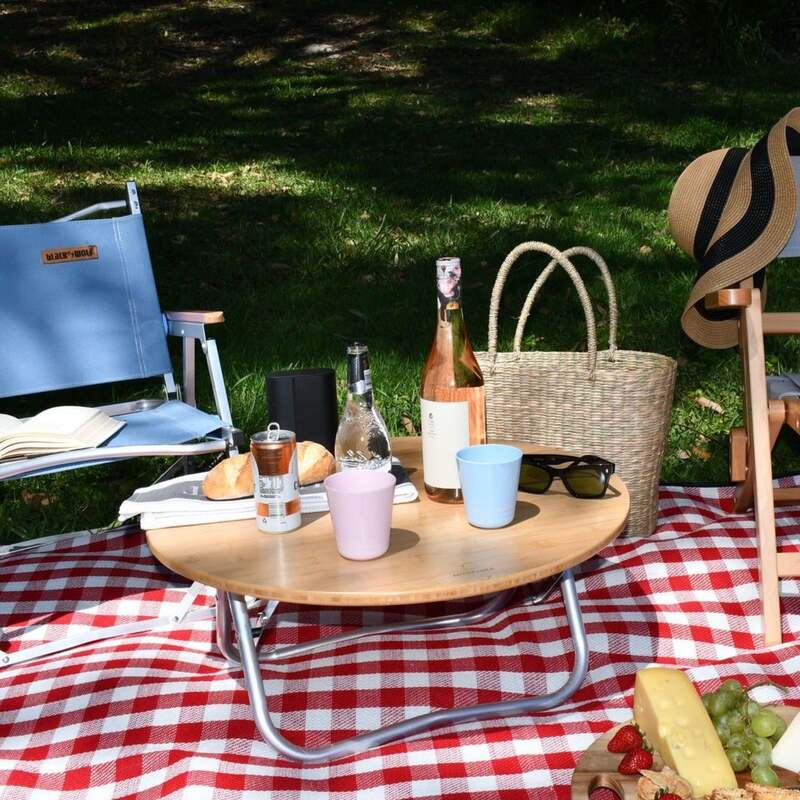 BlackWolf Round Folding Picnic Table